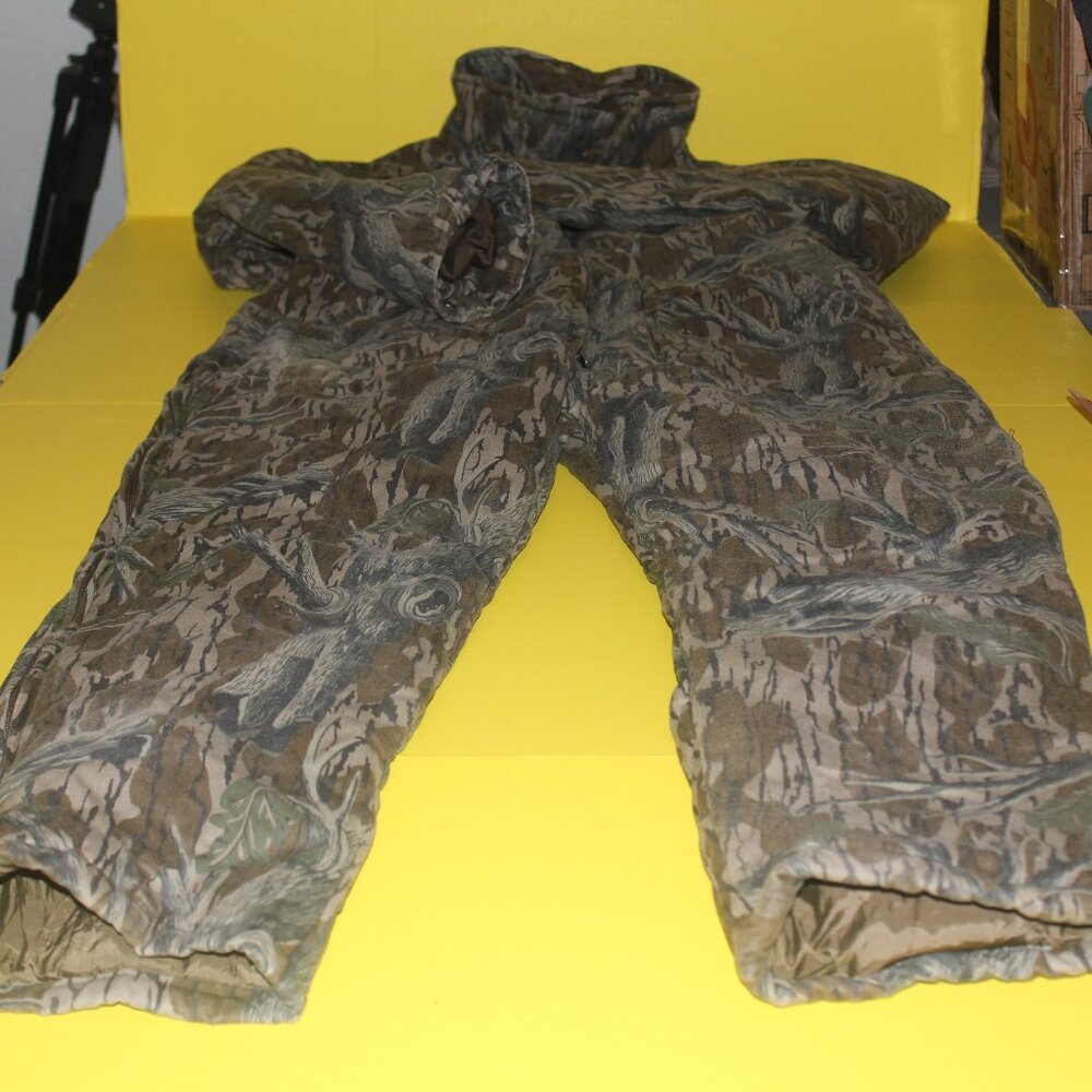 ORIGINAL TROPHY CLUB Camo Insulated Hunting Coveralls- size XXL.